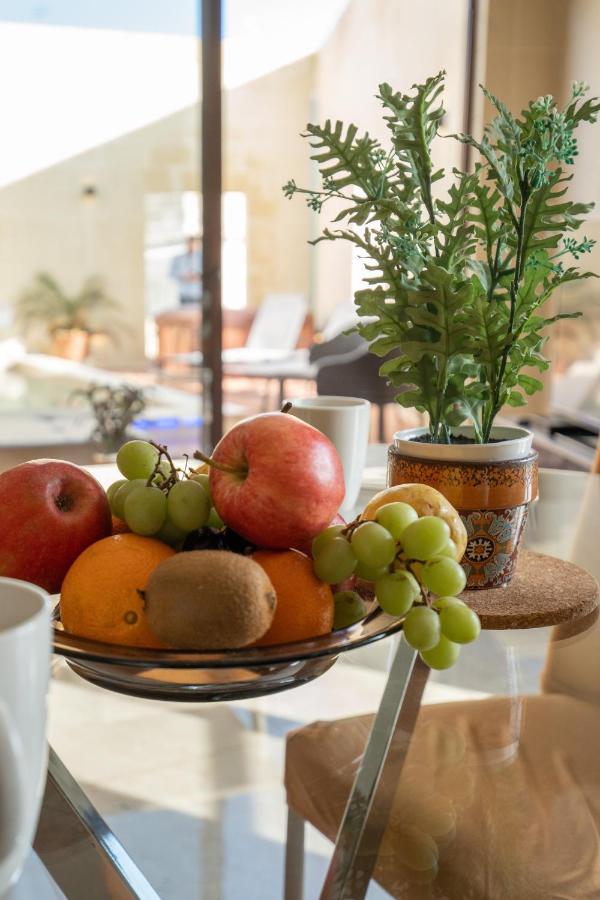 Narcisa - Luxury 3Br Traditional House With Pool, Cinema & Hot Tub Xagħra Exterior foto